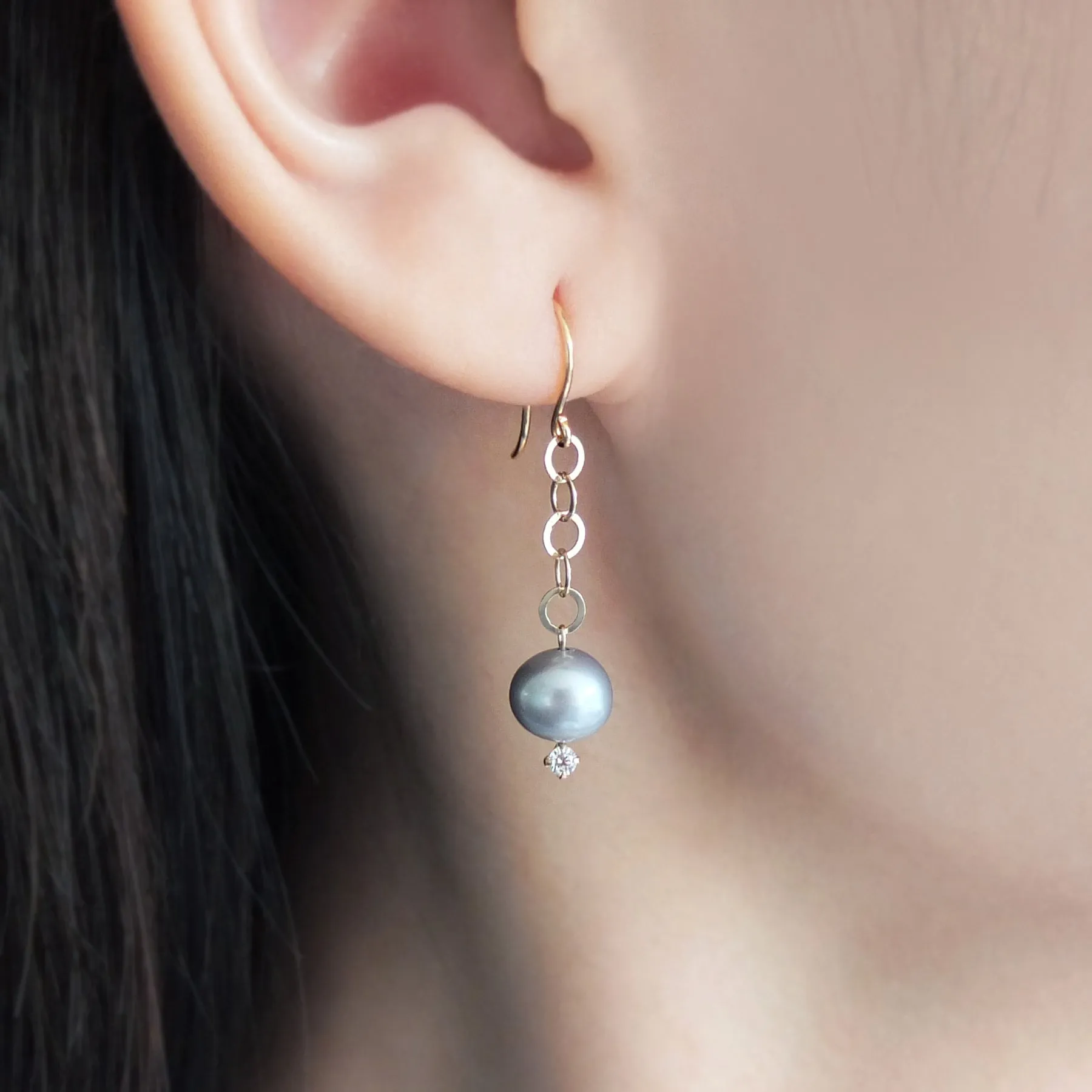 18K/10K Yellow Gold Freshwater Pearl Wire Earrings