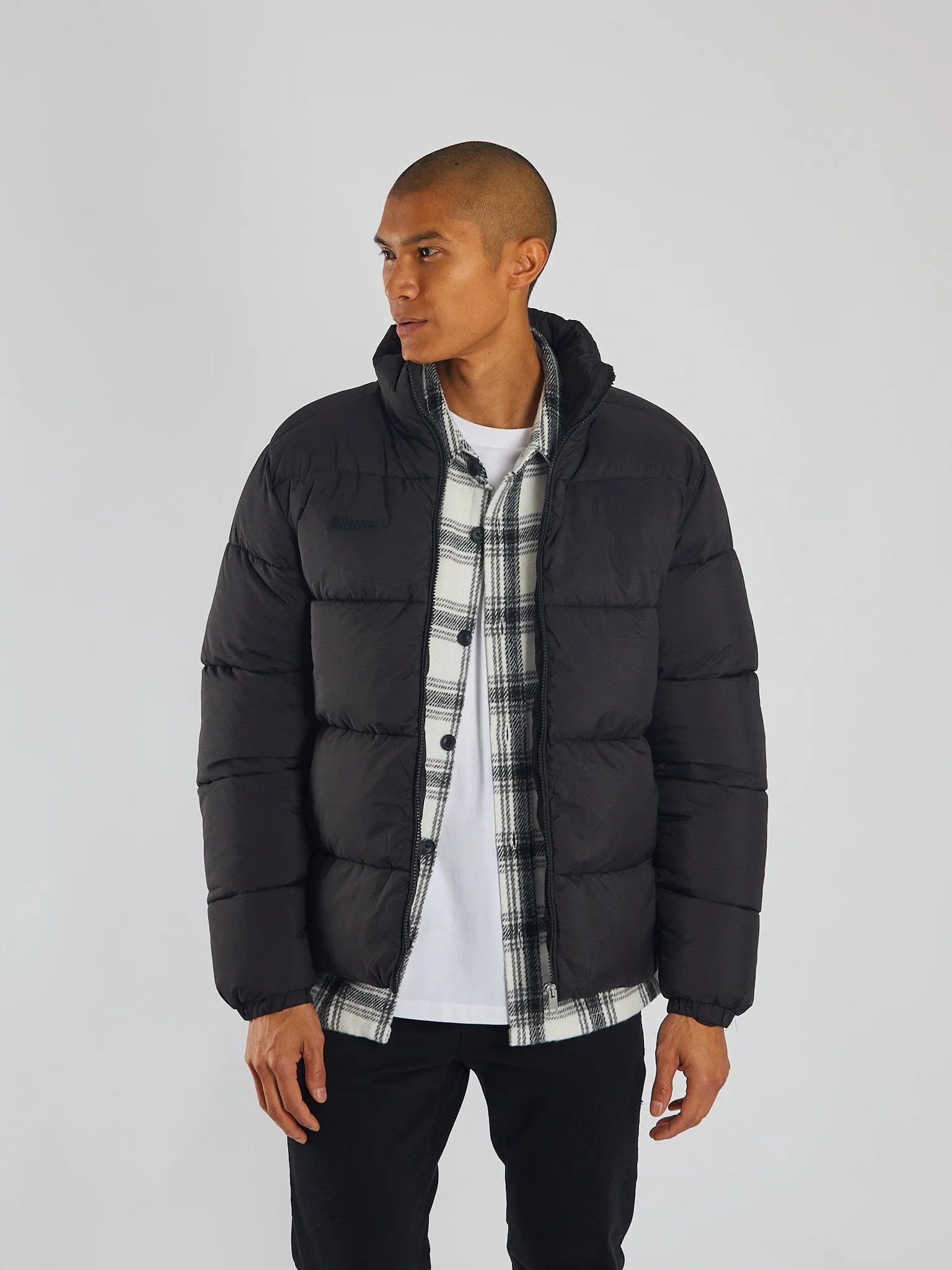 Mack Puffa Matte Black