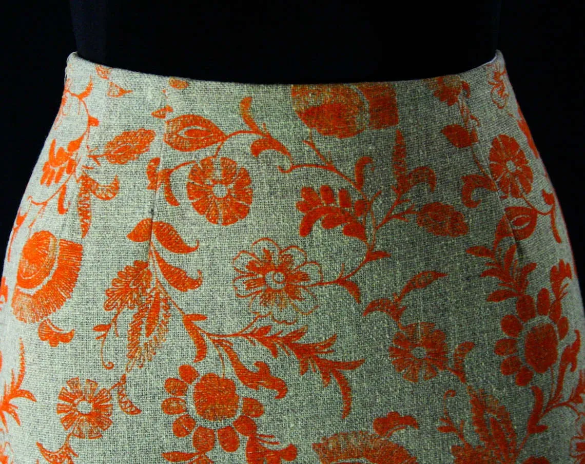Size 4 Orange Floral 60s Office Skirt - Secretary Chic - Flocked Flowers - Beige Linen - Small 1960s Summer Tailored A-Line Style - Waist 25